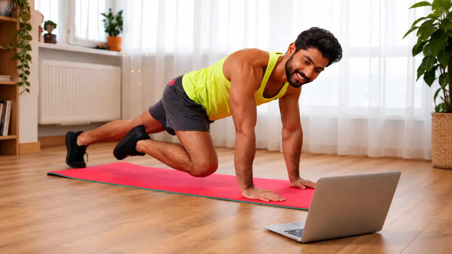 How Online Strength Training Changes People's Bodies — and Their Minds